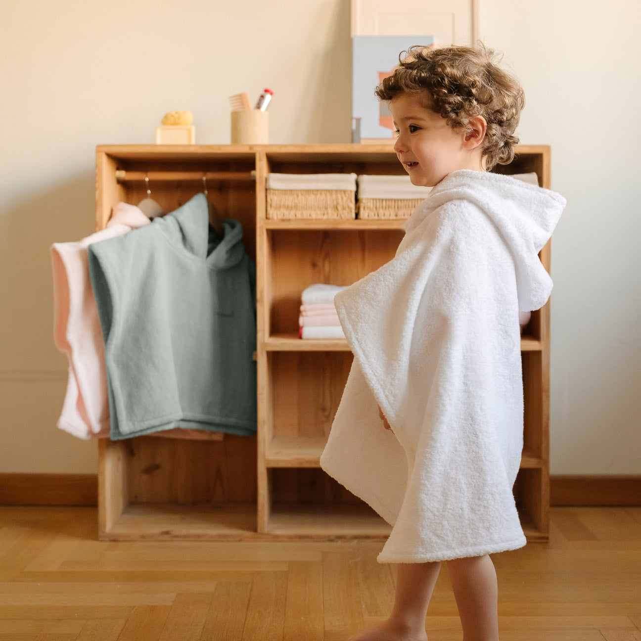 Badeponcho
- Einheitsgröße (2-4 Jahre)- Rosa- Klassische Baumwolle - Dalfilo