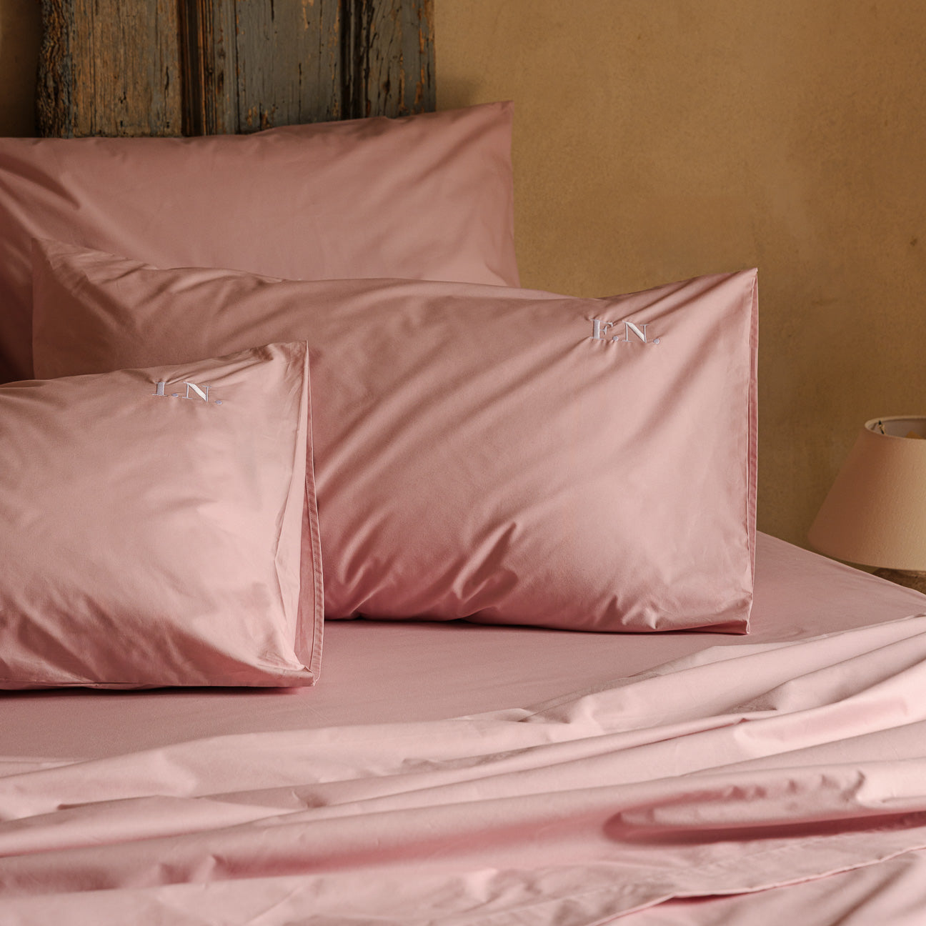 Cotton fitted sheet
- 90x200cm- Mauve- Percale - Dalfilo