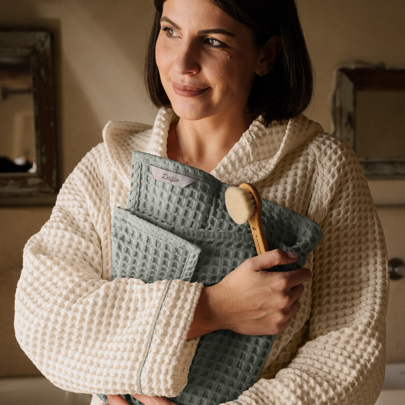 Waffle piqué bathrobe with hood
- S- White- Waffle piqué cotton - Dalfilo