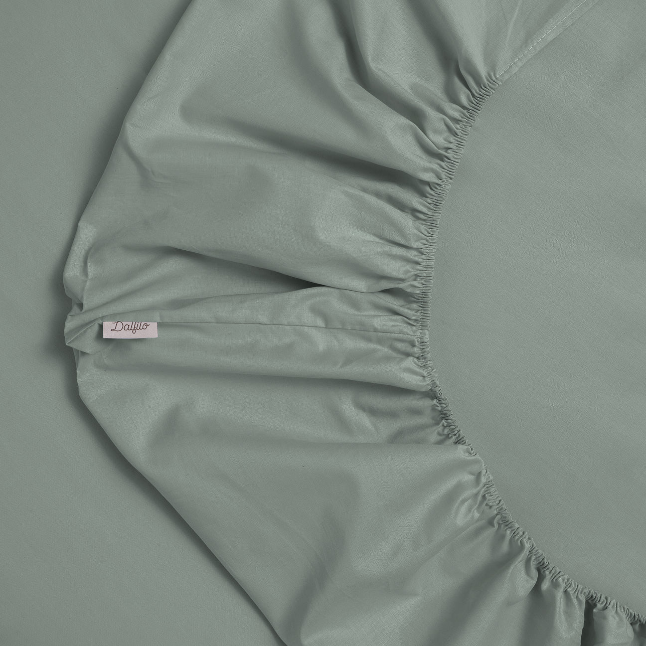 Cotton fitted sheet
- 90x200cm- Salbeigrün- Percale - Dalfilo